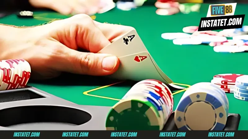 Bật Mí Những Thông Tin Quan Trọng Về Thuật Ngữ Poker 2026 Những thuật ngữ Poker liên quan đến những lá bài