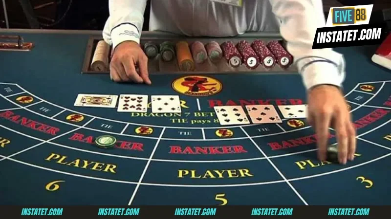 Những Thông Tin Thú Vị Về Luật Chơi Baccarat Năm 2024 Quy tắc rút bài thứ ba trong luật chơi Baccarat